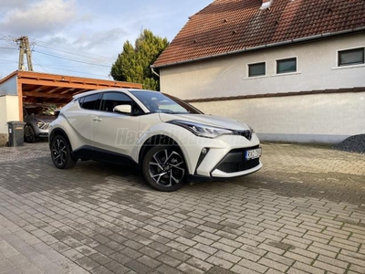 TOYOTA C-HR 1.2T Comfort