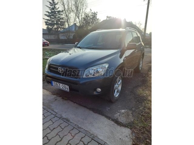 TOYOTA RAV 4 Rav4 2.0 4x4