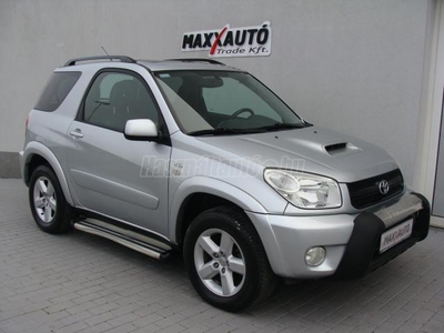 TOYOTA RAV 4 Rav4 2.0 D 4x4 Sol BŐR+NAPFÉNYTETŐ+TEMPOMAT+TOLATÓRADAR!