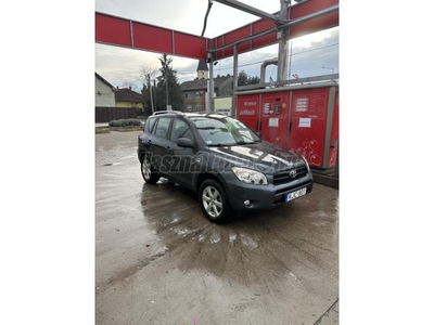 TOYOTA RAV 4 Rav4 2.2 D-4D 4x4 Sol