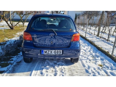 TOYOTA YARIS 1.0 Ice