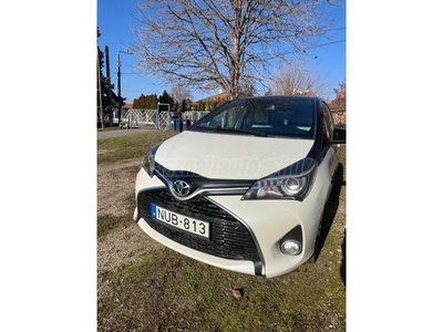 TOYOTA YARIS 1.33 Bi-Tone SensoSmart Safety