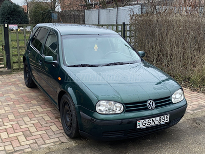 VOLKSWAGEN GOLF IV 1.6