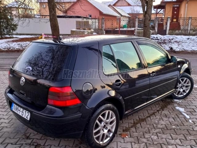 VOLKSWAGEN GOLF IV 1.6 Highline