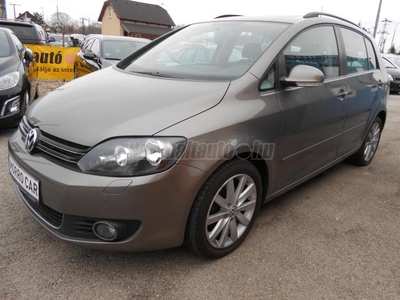 VOLKSWAGEN GOLF PLUS 2.0 TDi Highline 143.700KM-REL!!! SZERVIZKÖNYVES