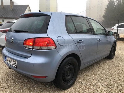 VOLKSWAGEN GOLF VI 2.0 TDi Comfortline NAPFÉNYTETŐ. ÜLÉSFŰTÉS. VONÓHOROG