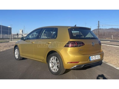 VOLKSWAGEN GOLF VII 1.6 TDI BMT SCR Comfortline DSG