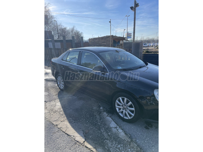 VOLKSWAGEN JETTA V 1.9 PD TDI Comfortline DSG