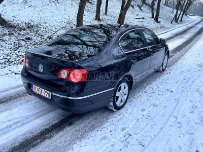 VOLKSWAGEN PASSAT VI 2.0 PD TDI Highline DSG BKP MOTORKÓD! Végig magyarországi valós km