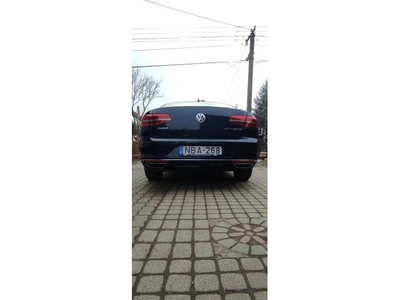 VOLKSWAGEN PASSAT VIII Variant 2.0 TDI BMT SCR Bi-Turbo Highline 4Motion DSG