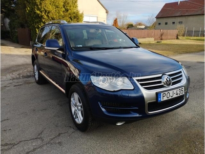 VOLKSWAGEN TOUAREG 3.0 V6 TDI Tiptronic ic DynAudio. Magasan felszerelt!