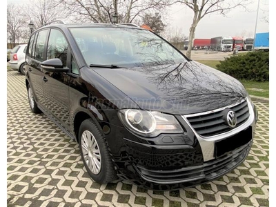 VOLKSWAGEN TOURAN 1.4 TSI Comfortline [7 személy]