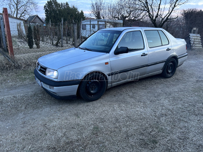 VOLKSWAGEN VENTO 1.9 TDI CL