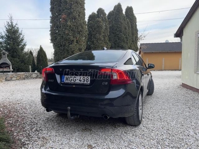 VOLVO S60 2.4 D [D5] AWD Geartronic BŐR - NAPTETŐ - NAVI - LED - FRISS MŰSZAKI