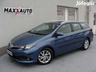 Toyota Auris Touring Sports 1.8 HSD Active MY17...