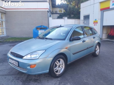 Megkímélt Ford focus 1 6 benzin