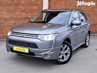 Mitsubishi Outlander 2.0 Phev Instyle Navi 4WD...