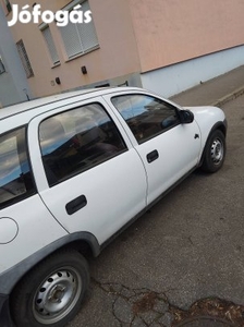 Opel Corsa B city