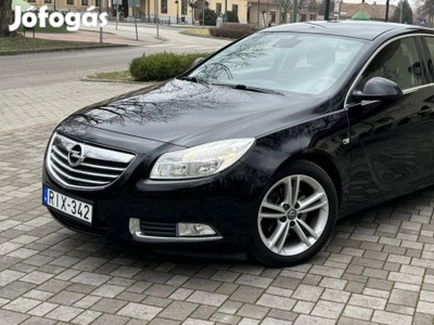 Opel Insignia 2.0 T Sport Navigáció