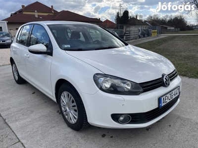 Volkswagen Golf VI 1.6 TDi Comfortline // Ülésf...