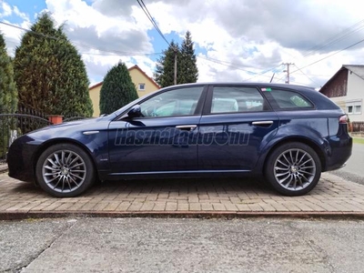 ALFA ROMEO 159 SW 2.0 JTDm 16V Distinctive ROZSDAMENTES!