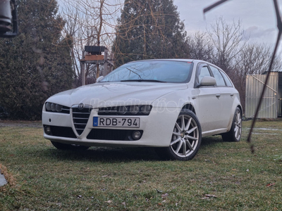 ALFA ROMEO 159 SW 2.4 JTDm 20V Q4 Distinctive