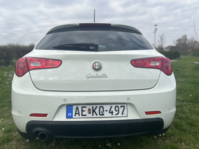 ALFA ROMEO GIULIETTA 1.6 JTDM-2 Distinctive