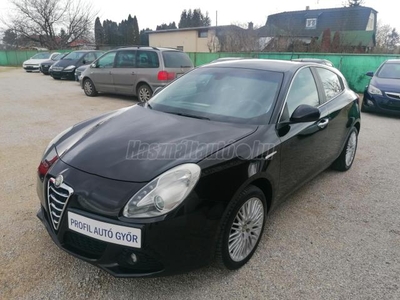 ALFA ROMEO GIULIETTA 1.6 JTDM-2 Progression 2XDIGKLÍMA ESP 8LÉGZSÁK TOLATÓRADAR ESŐÉSFÉNYÉRZÉKELŐ BLUE&ME 17ALU