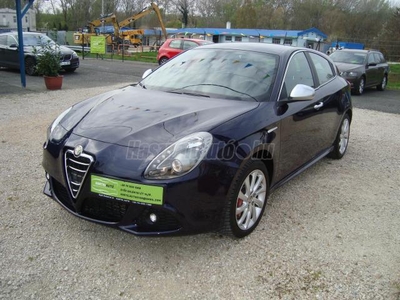 ALFA ROMEO GIULIETTA 2.0 JTDM-2 Distinctive 145000 GARANTÁLT KM FUTÁS . GYÁRI ALUFELNI . DIGITKLIMA . BŐRKORMÁNY .GYÖNGYHÁZM