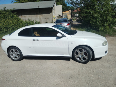 ALFA ROMEO GT 2.0 JTS Blackline