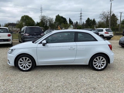 AUDI A1 Sportback 1.0 TFSI Basis S-tronic