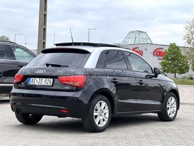 AUDI A1 Sportback 1.6 TDI DPF Ambition Panorama - Vezetett szervizkönyv