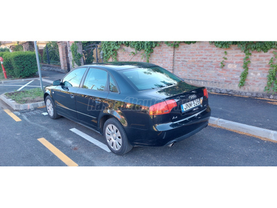 AUDI A4 1.8 T