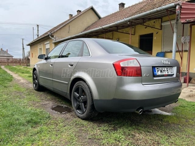 AUDI A4 1.8 T quattro