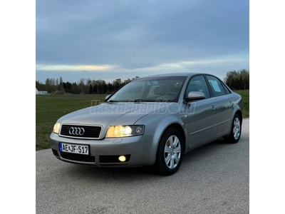 AUDI A4 2.0