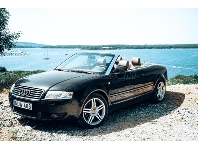 AUDI A4 CABRIO 2.5 V6 TDI