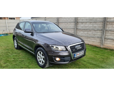 AUDI Q5 2.0 TDI DPF quattro S-tronic Audi Q5 2.0 170Lo Quattro