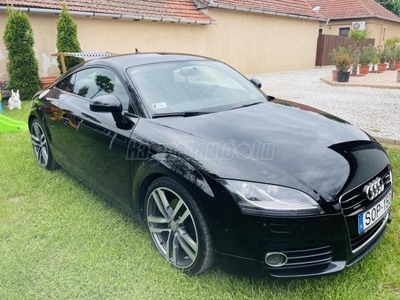 AUDI TT Coupe 2.0 TDI DPF quattro