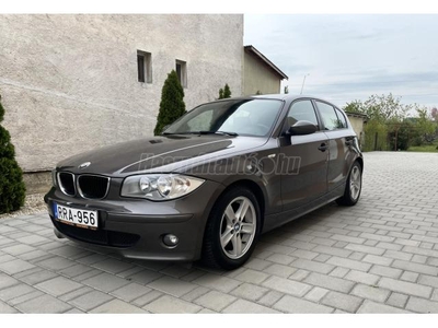 BMW 1-ES SOROZAT 120d (Automata) M47 163 LE MAGYAR TULAJ. VEZETETT SZERVIZKÖNYV