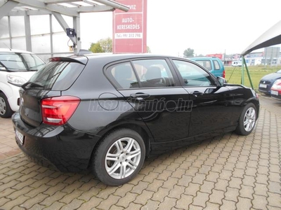 BMW 116d EfficientDynamics (5 személyes )