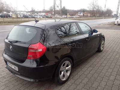 BMW 118d +KLÍMA SZERVIZKÖNYV FRISS VEZÉRLÉS