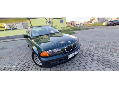 BMW 323i