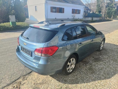 CHEVROLET CRUZE SW 1.6 LS Plus