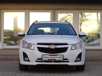 CHEVROLET CRUZE SW 1.7d LS Plus KLÍMA-TEMPOMAT-KAMERA-SÉRÜLÉSMENTES-SZERV.KÖNYV