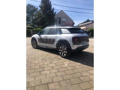 CITROEN C4 CACTUS 1.6 BlueHDi Shine Edition Üvegtető! Magánszemélytől! Garantált km!