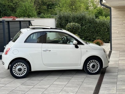 FIAT 500 1.2 8V Lounge Nyitható üvegtető! Szervízkönyv!