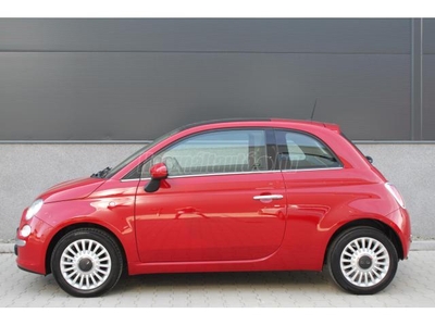 FIAT 500 1.2 8V Lounge PANORÁMATETŐ BLUE&ME SZERVIZKÖNYV KM-GARANCIA