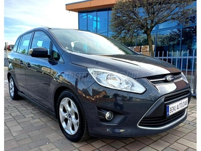 FORD C-MAX Grand1.6 TDCi Champions Nagyon szép állapot!!Friss műszaki vizsga!