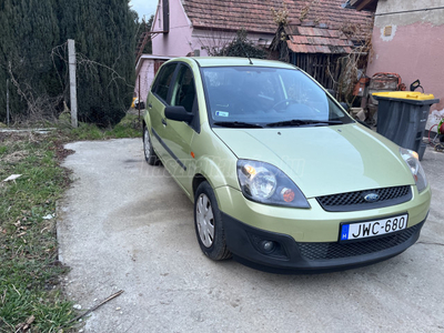 FORD FIESTA 1.25 Fresh Plus