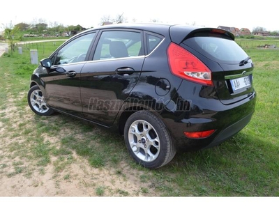 FORD FIESTA 1.25 Titanium JA8